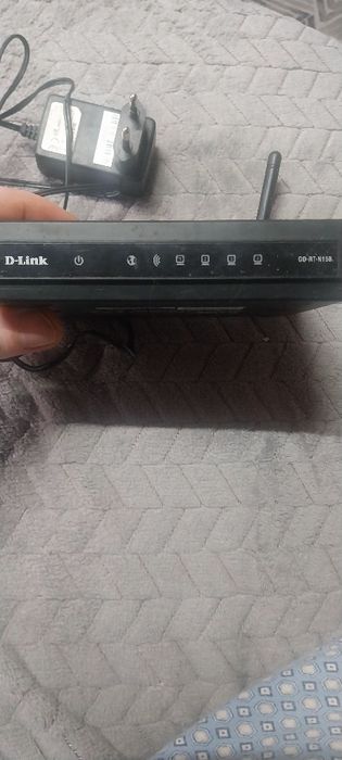 De vânzare un router  în stare buna