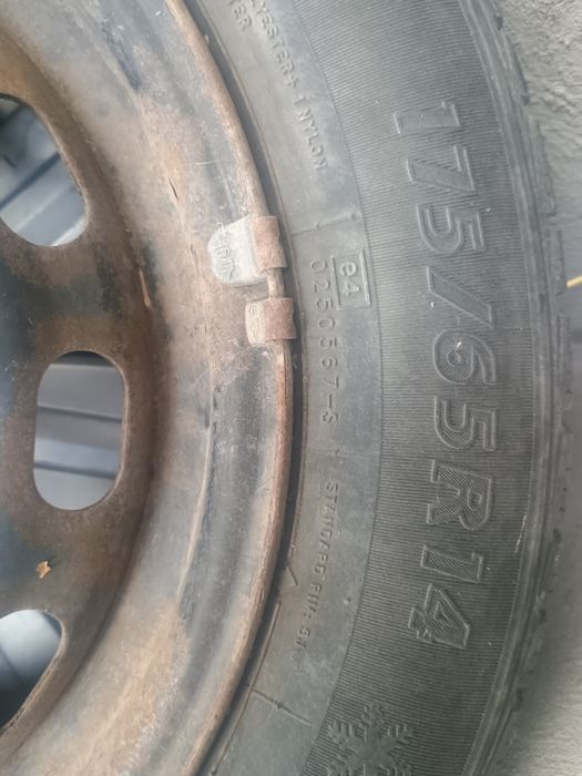 Jante+Cauciucuri de iarnă 175/65-R14