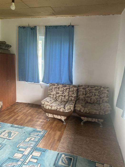Сдам времянку, Үйді жалға беремін