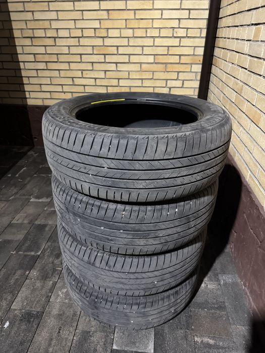 Коплект шин Бриджстоун