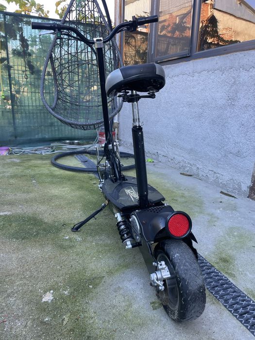 Vînd trotinetă electrică VIRON