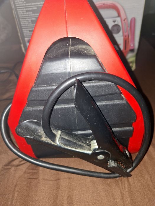 Booster  pentru ajutor la pornire   500 AMP