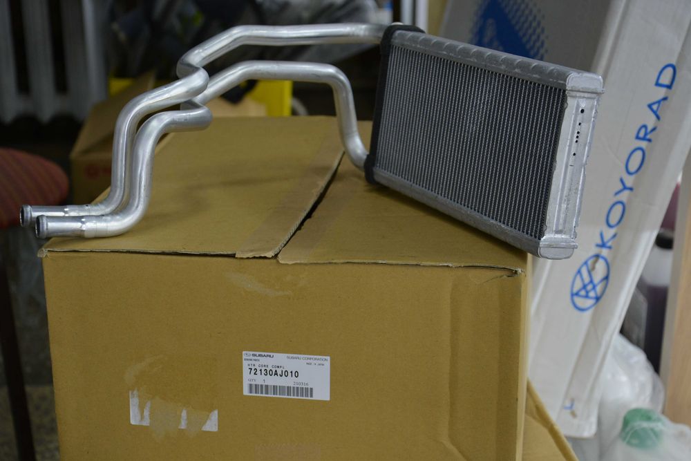 Радиатор печки Субару