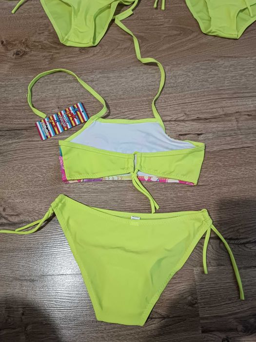 Детски плажен бански за момиче 2-7 години нов