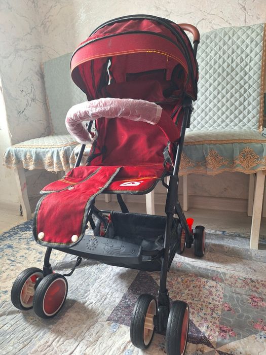 Продам коляску 5000