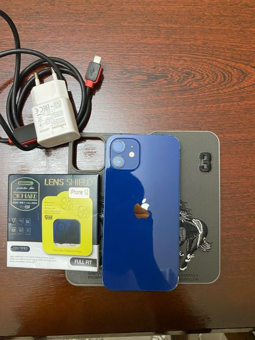 iPhone 12 в хорошем состоянии