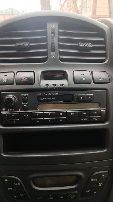 Магнитофоны на Фольксваген.