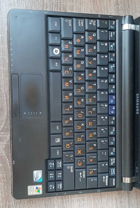 Нетбук Samsung NC10