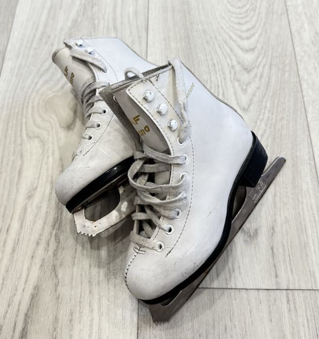 Коньки фигурные GRAF MONTANA 30 размер