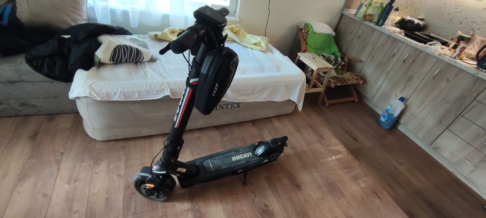 електрически скутер Ducati pro 3