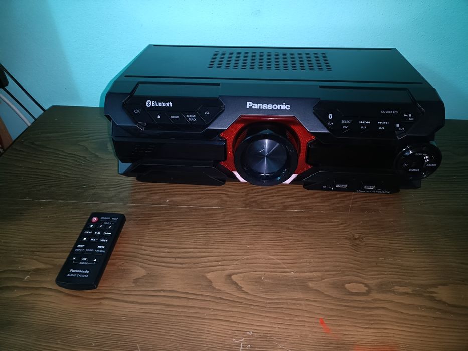 Vand boxe Panasonic SC-AKX320E-K,