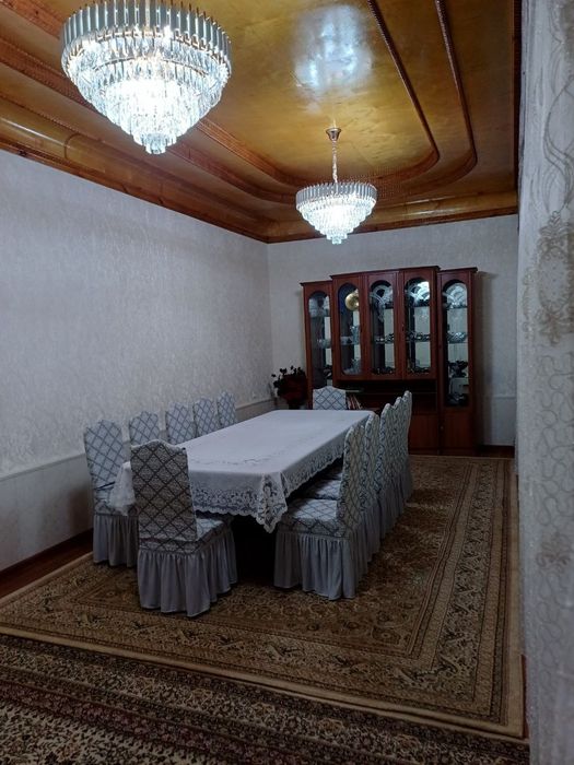 6 sotih 4 xona uy 1 katta yopiq ayvon