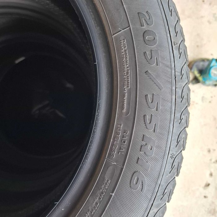 Vand cauciucuri de iarna 205/55/16