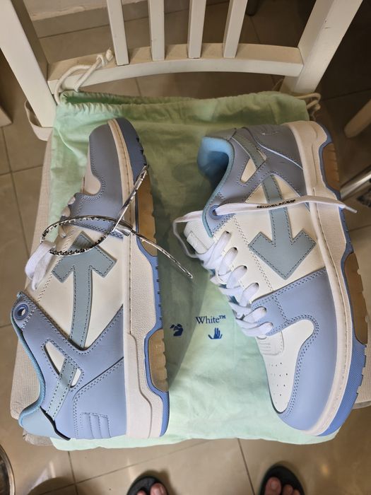 Off white out of the office обувки. Номер 47>46
В отлично състояние, ч