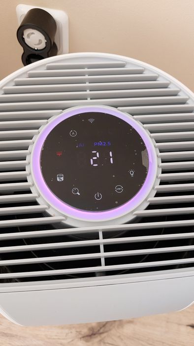 Продавам пречиствател за въздух Philips AC2958