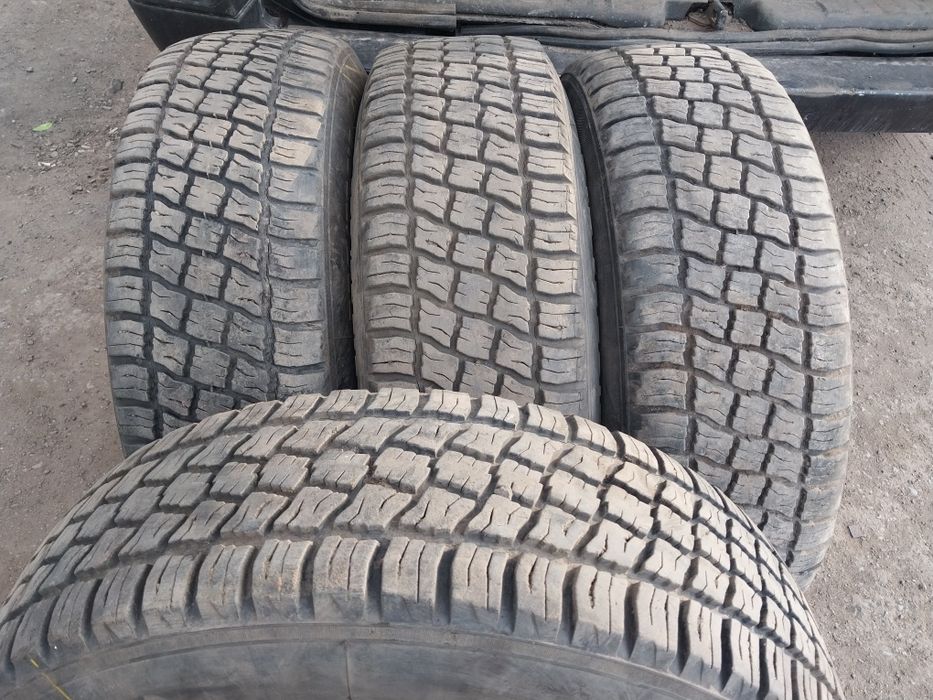 4 шины Forward 225 75 R16 всесезонные.