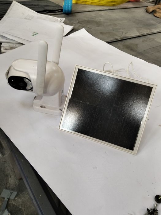Cameră supraveghere cu panou solar 4 G