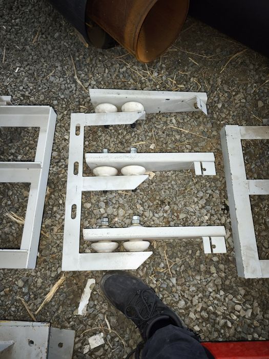 Кронштейн троллейный