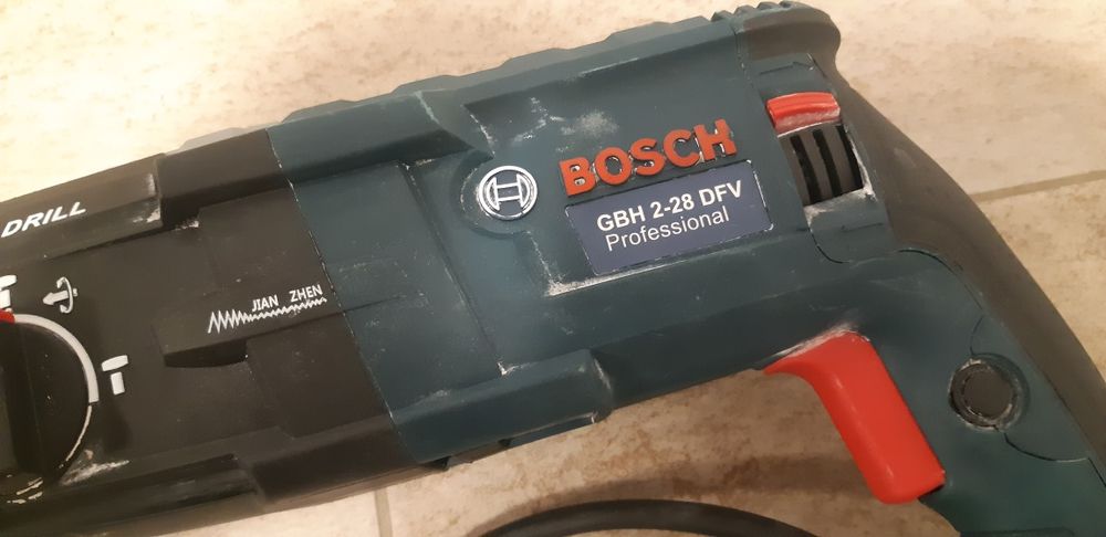 Перфоратор BOSCH 2-28  DFV 1600 W вата