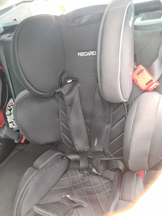 Столче за кола RECARO