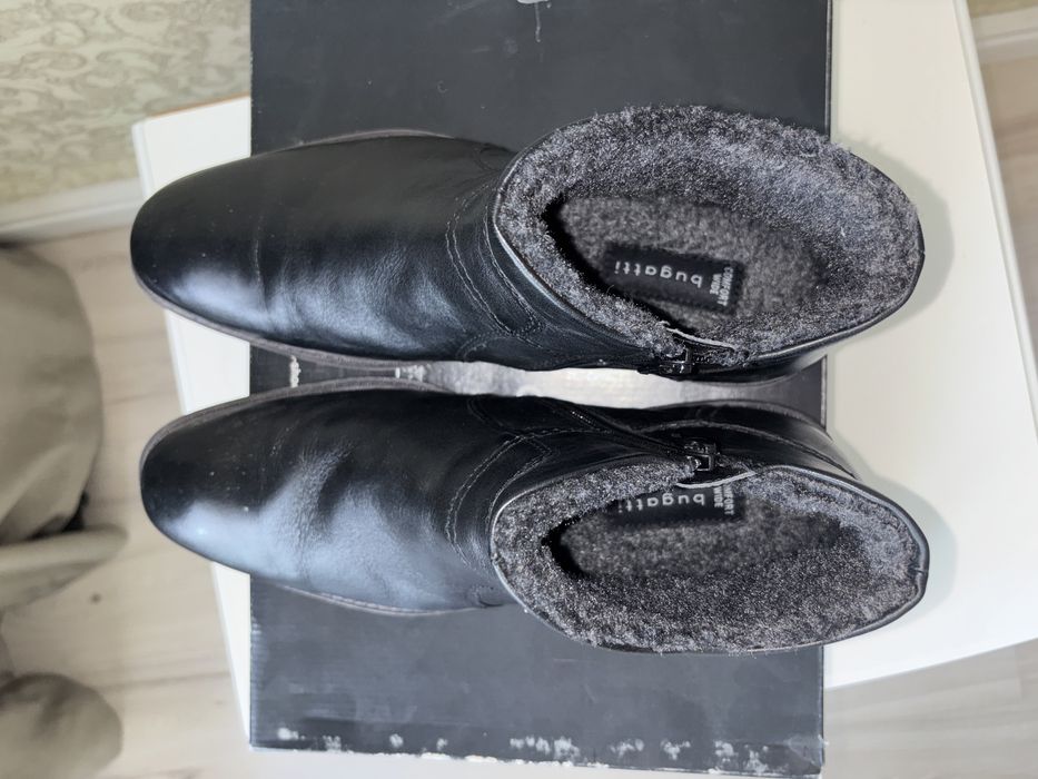 сапоги Bugatti новые