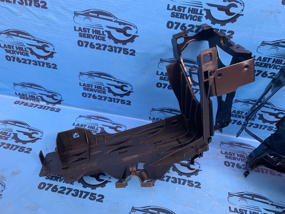 Suport far stanga dreapta bmw seria 5 f10 f11
