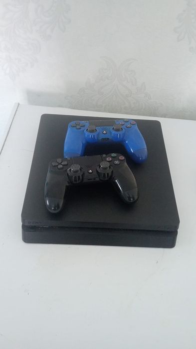 Продам сони плейстейшон. 100тыс.