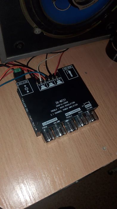 СРОЧНО продам усилитель 50*2+100вт