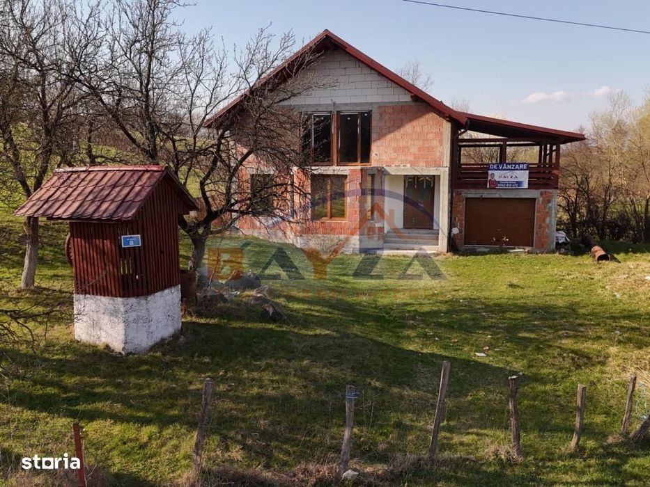 Casă P+M, teren 1.200 mp – Coaș