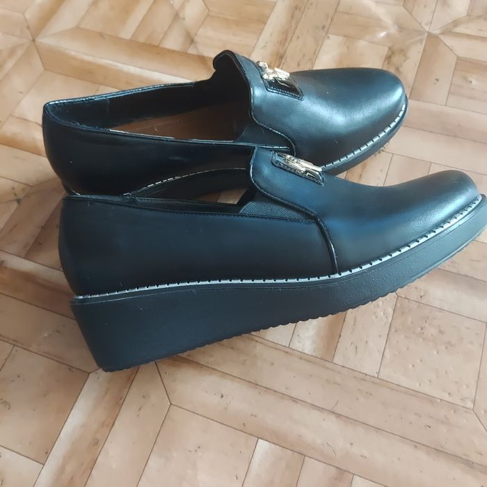 Туфли       женские