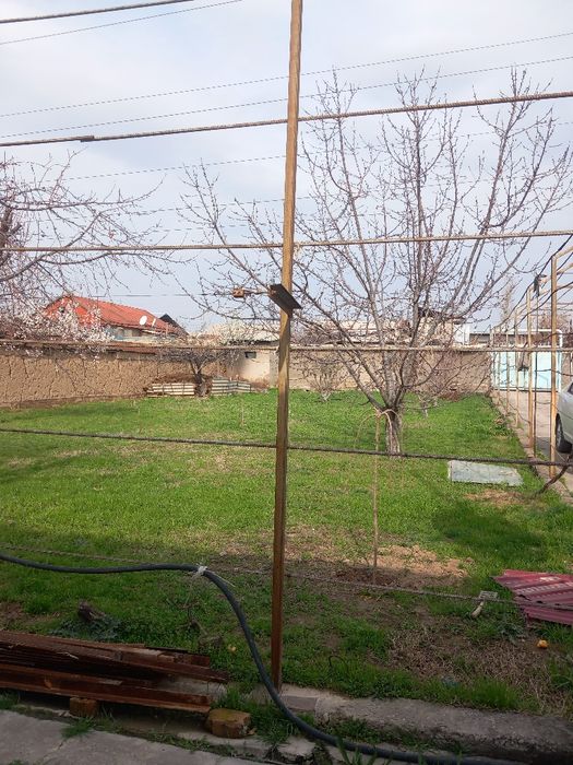 Ховли уй сотилади