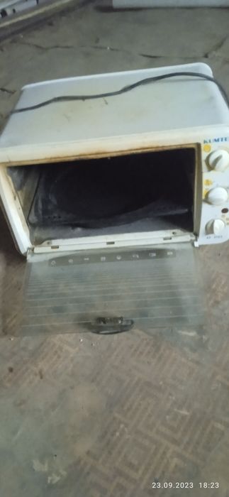 Эректро духовканеновая работает