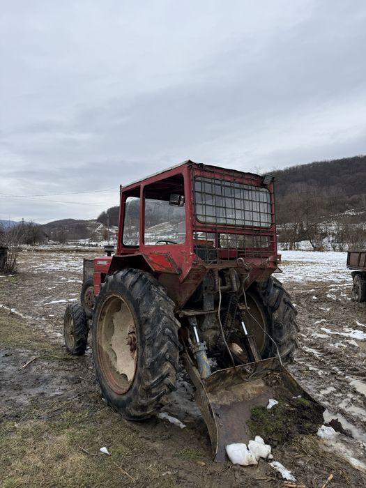 Tractor forestier u651