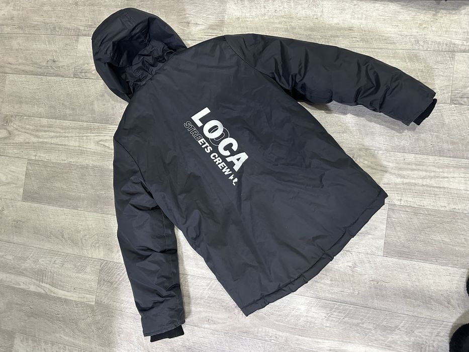 Продам куртку на мальчика цена 5000