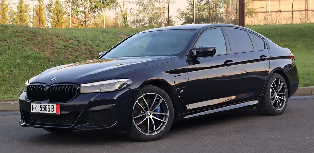 BMW Seria 5 2021 — imagine 4