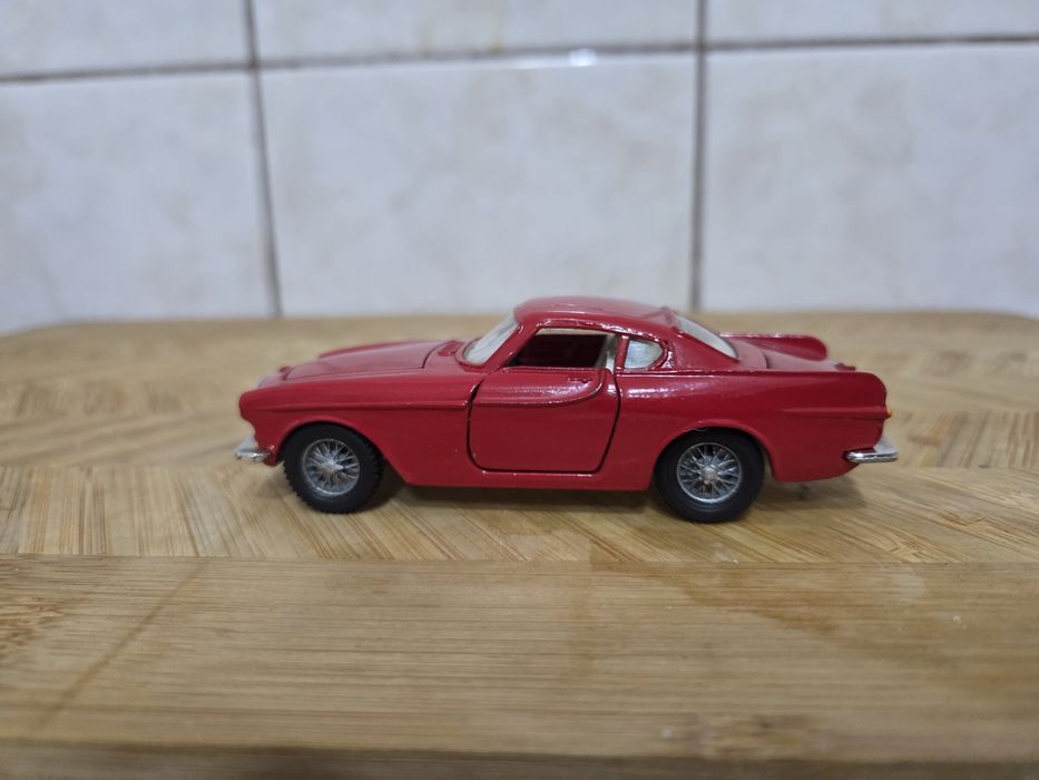 Macheta metalica dinky toys scara 1/43