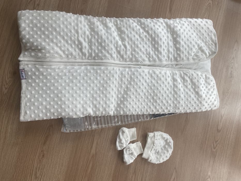 Vand paturica noua botez