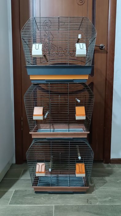 Продам Клетки для мелких птиц