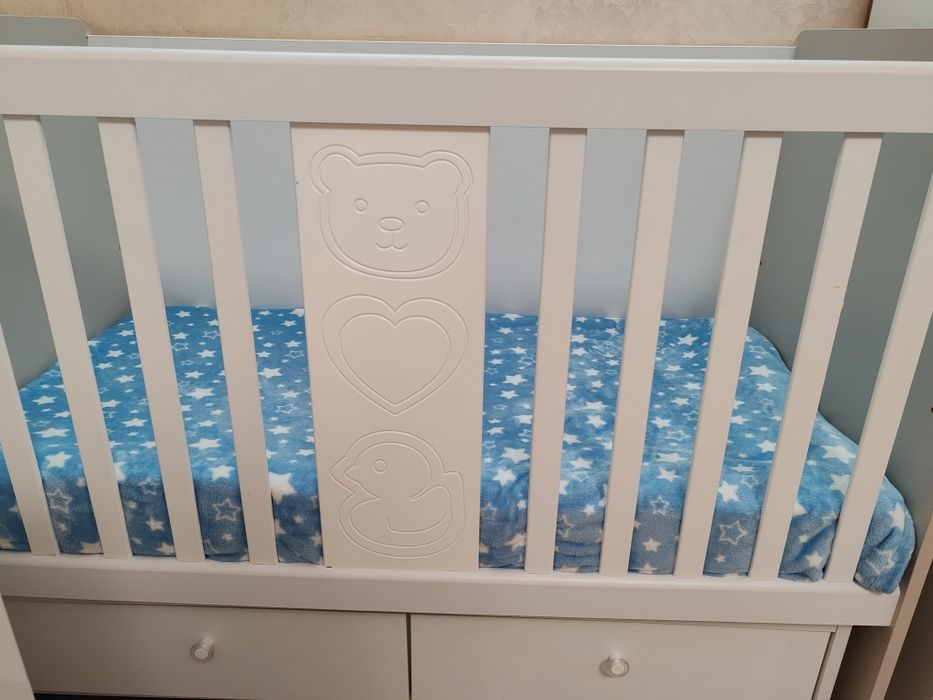 Нова бебешка кошара с  матрак алое