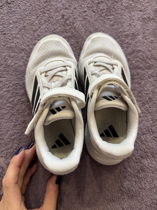 Кроссовки Adidas