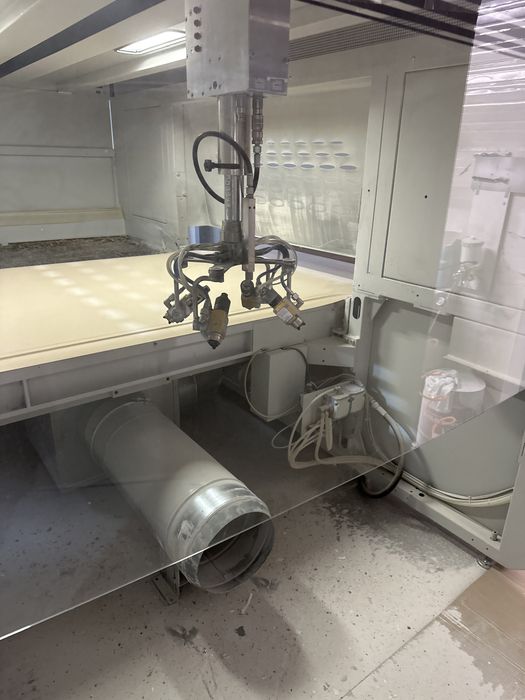 Robot vopsire mdf Cefla