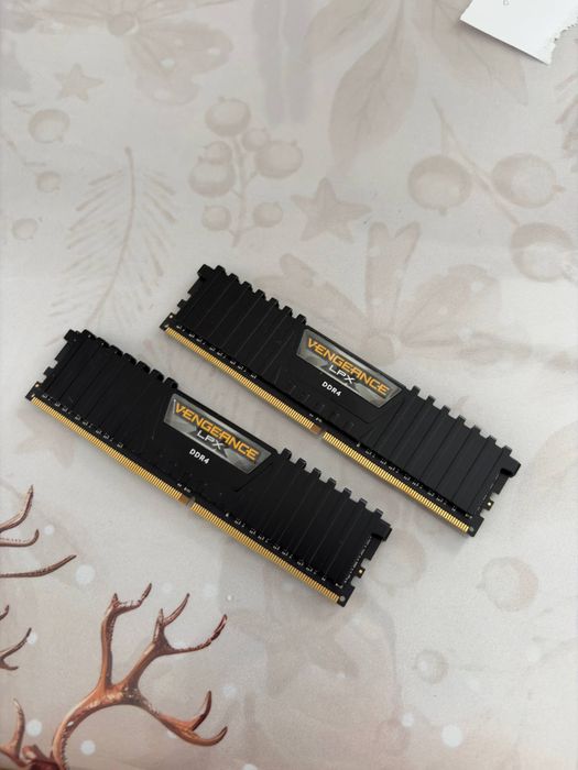 Оперативная память ОЗУ 2x8 16 gb DDR4 3600