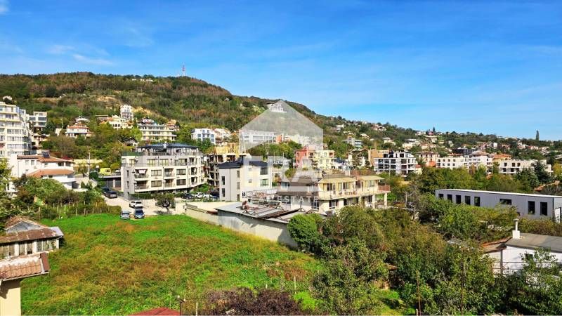 Продава се Тристаен апартамент в Варна, Бриз - 186 кв.м за 1075 €/кв.м - Снимка #9