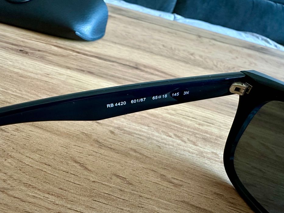 Слънчеви очила RayBan RB4420