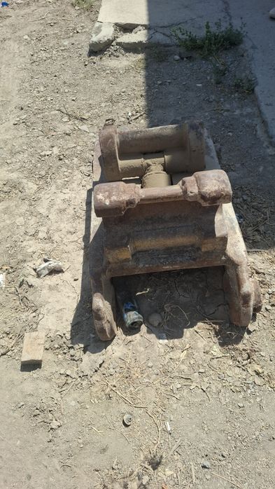 Adaptir hyundai 290 300 ga tushadi