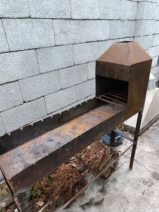 Продам мангал в хорошем состоянии.