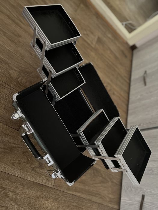 Кейс для мастера маникюра