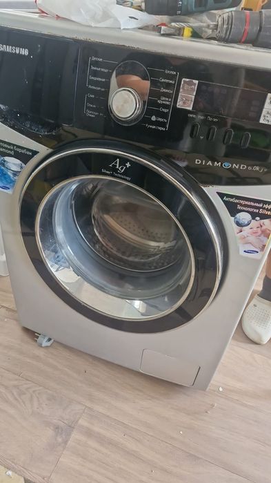 Продается стиральная машина.