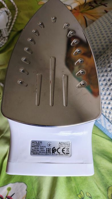 Vând fier de călcat