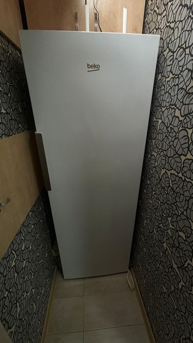 Продам морозильник Beko No frost